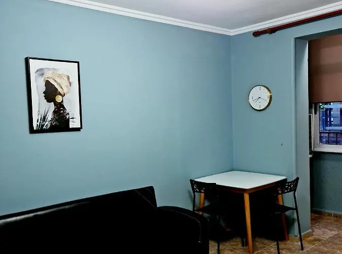 2v1 - 21 Dhjetori Am Appartamento *